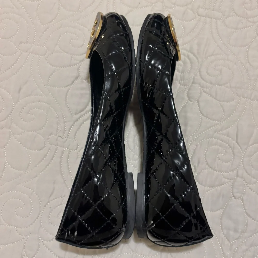 Tory Burch Quinn Black Patent Leather Quilted Ballet Flat Black Gold Logo Size 5